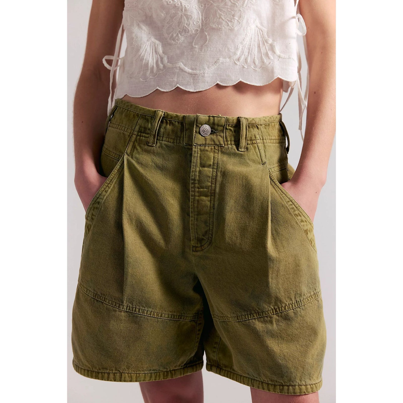 Wild Rebel Short