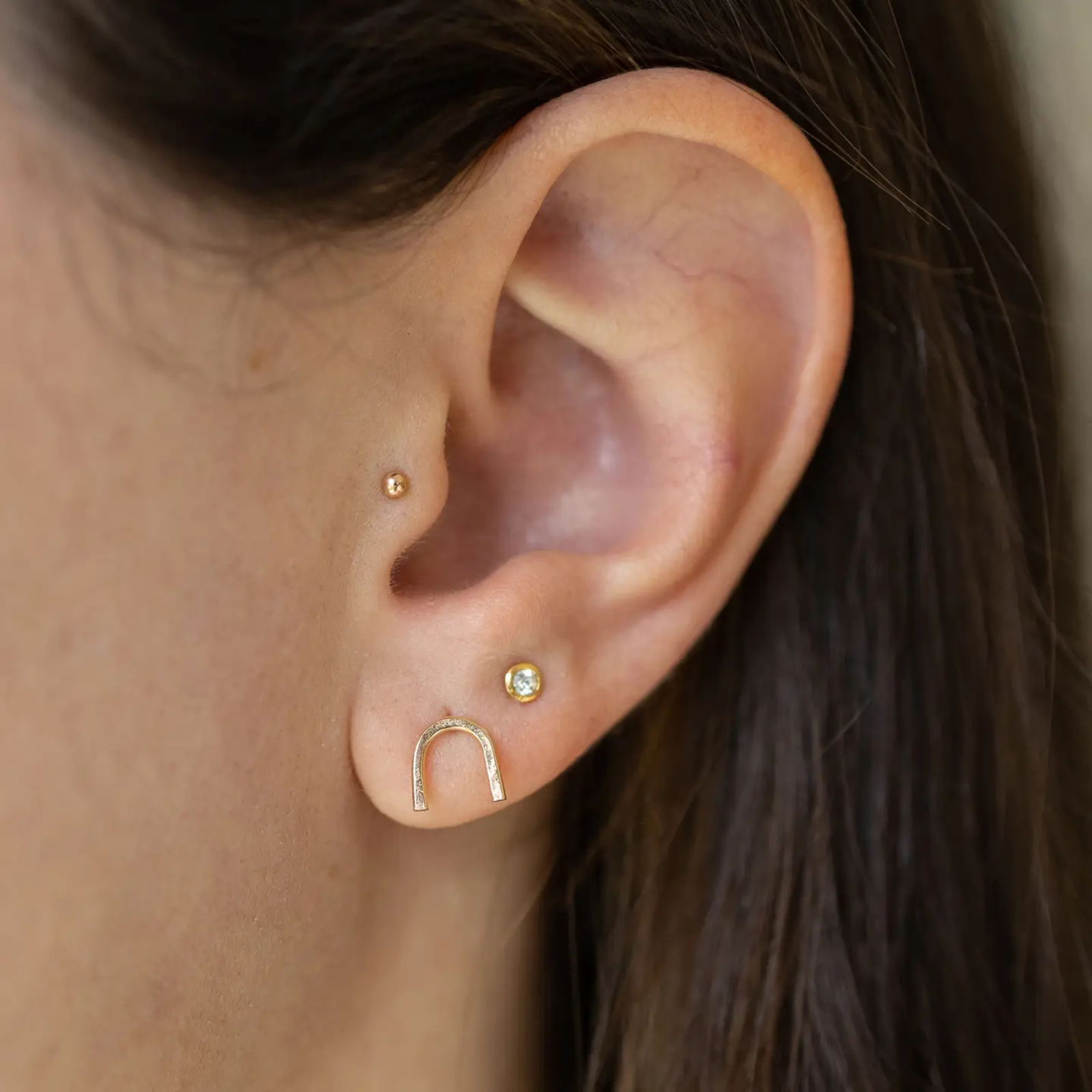 Arch Stud Earrings in Gold-Filled