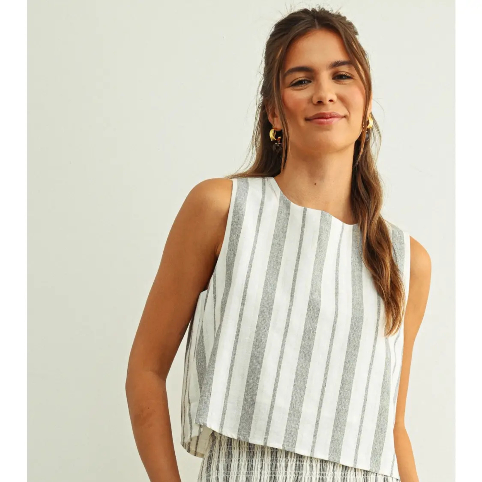 Stripe Pattern Sleeveless Crop Top