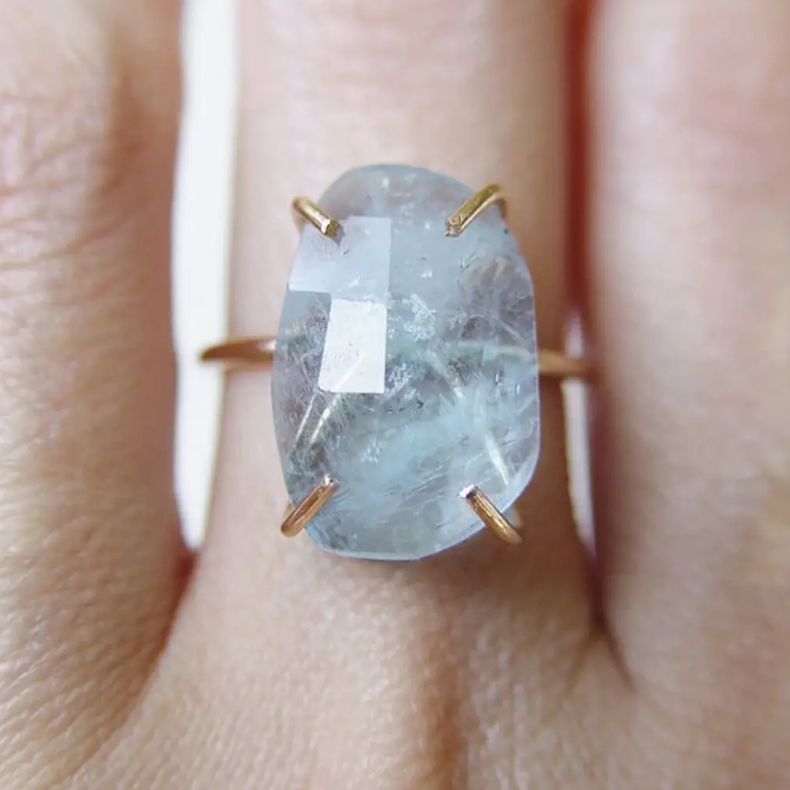 Oval Aquamarine Ring