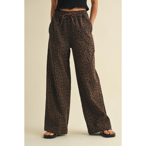 Leopard Print Wide Leg Denim Pants