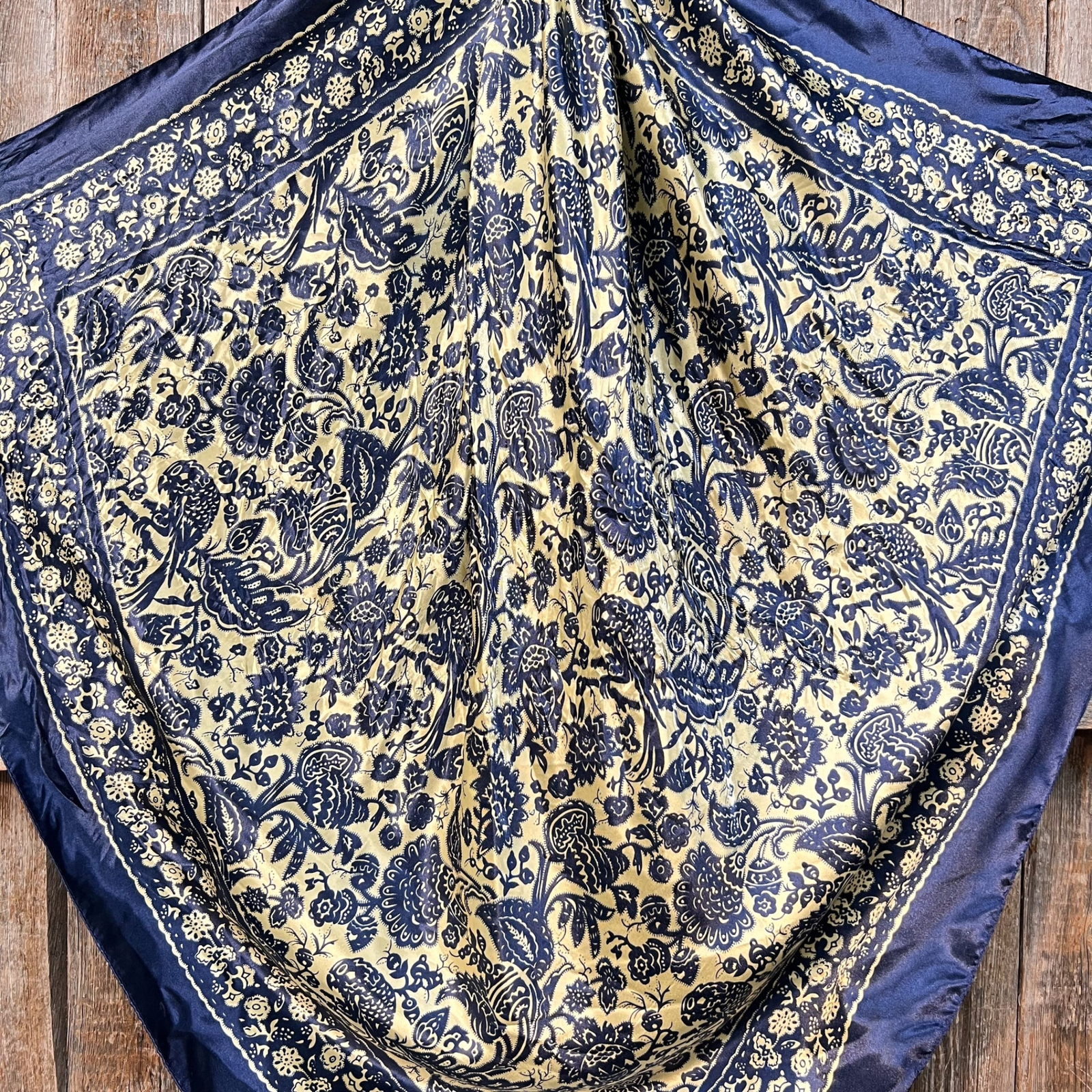 Royal Blue & Cream Paisley Wild Rag / Scarf