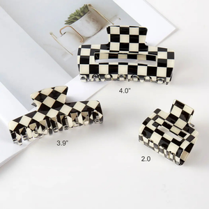 Checker Story Hair Clip Claw Set