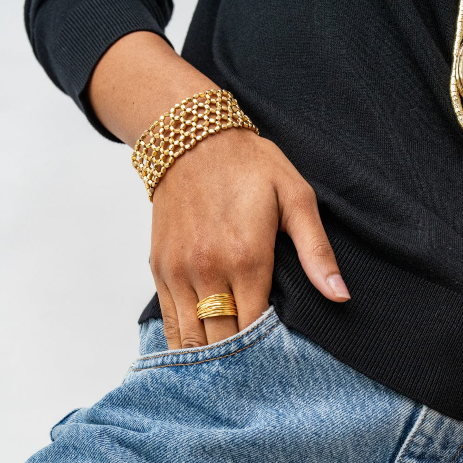 Winnie Small Bead Stretch Bracelet Gold