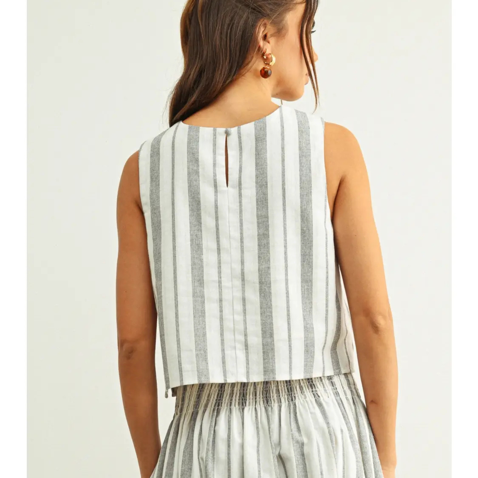Stripe Pattern Sleeveless Crop Top