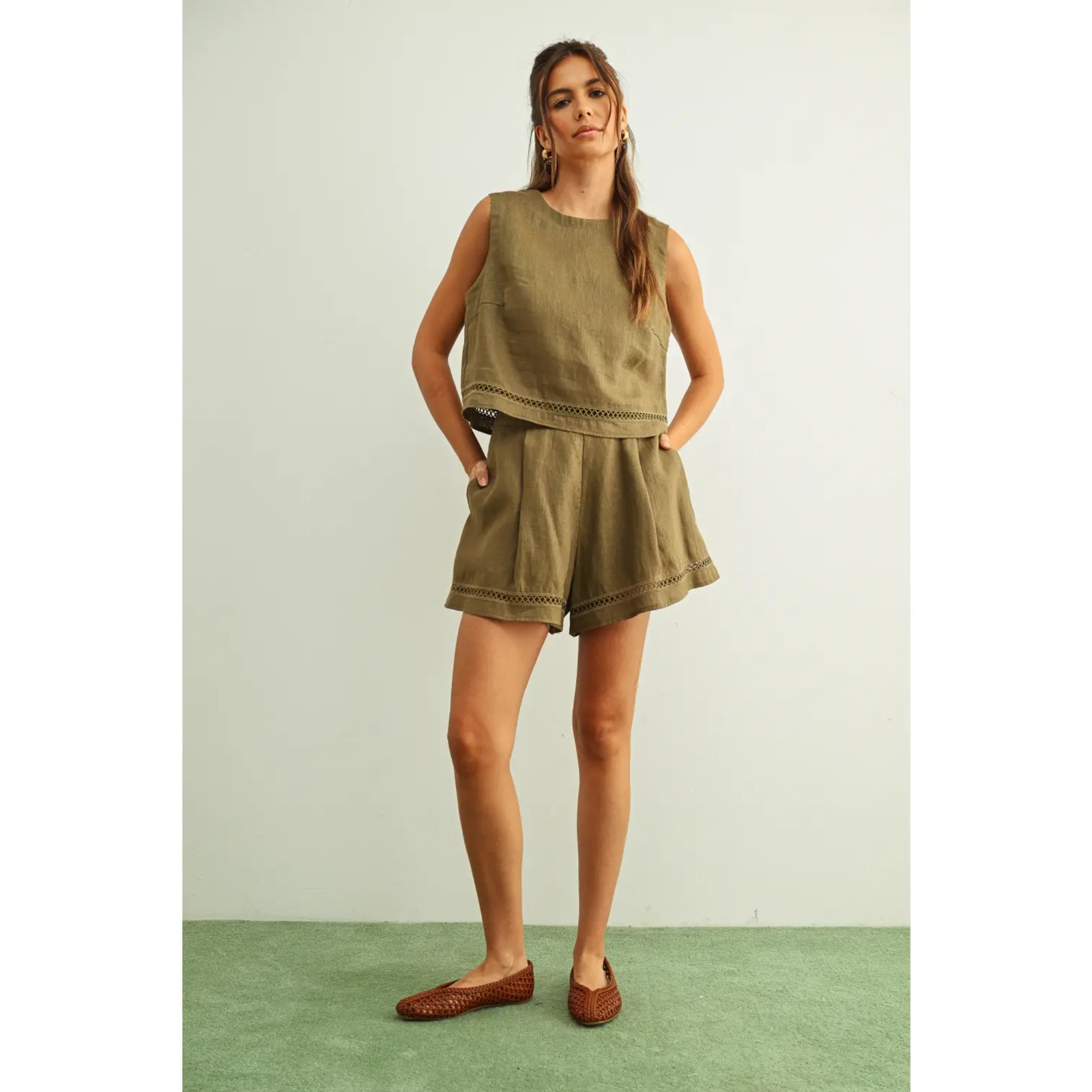 Linen Sleeveless Stitch Trimmed Crop Top