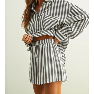 Striped Elastic Band Waist Shorts