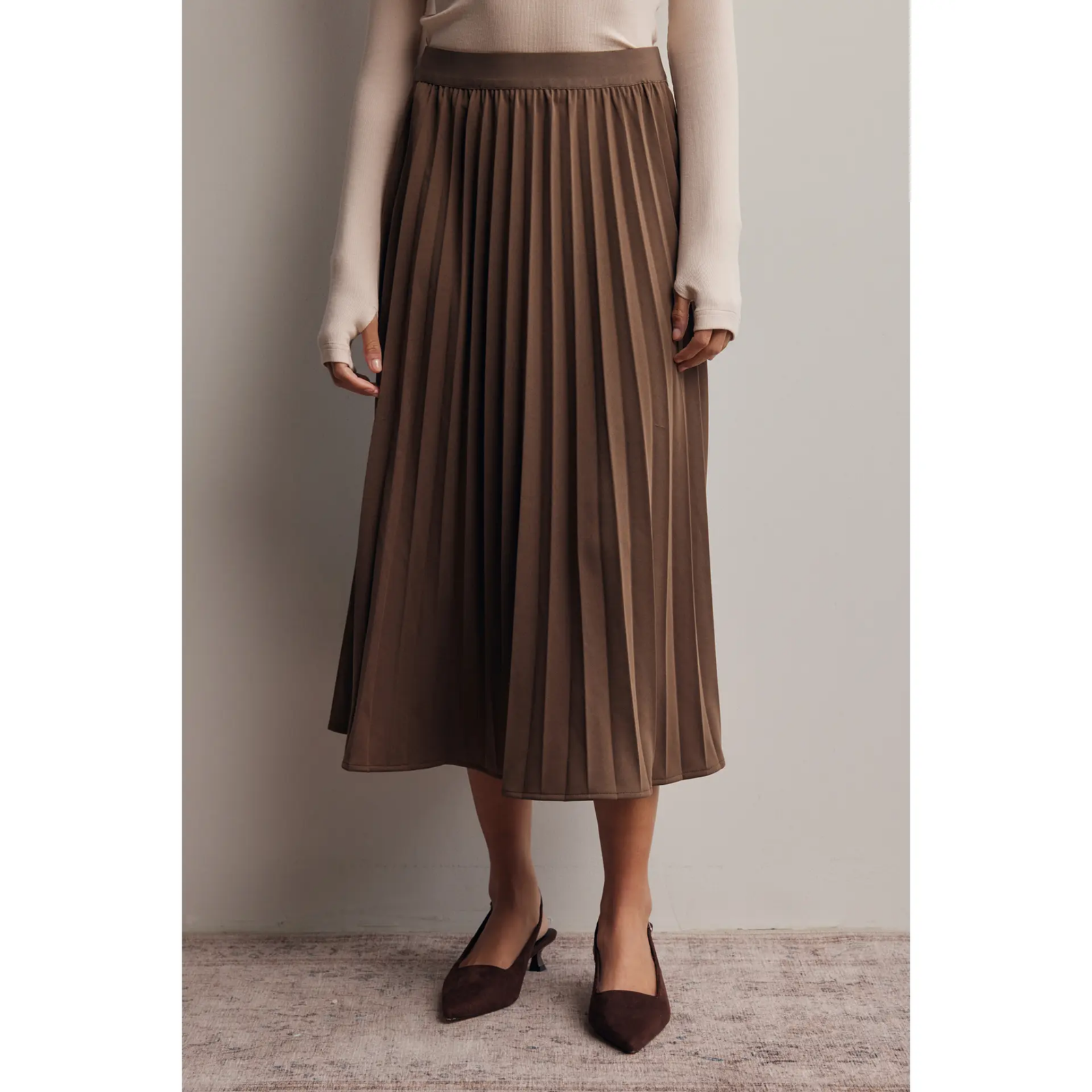 Stretch Pleated Midi Skirt