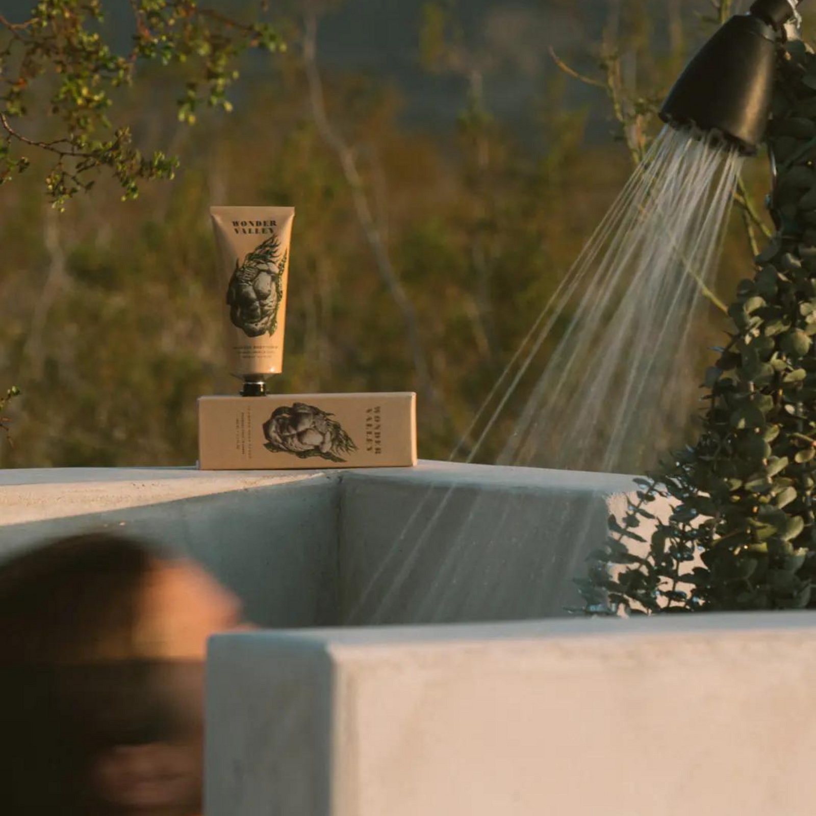 Wonder Valley Seaweed Body Scrub