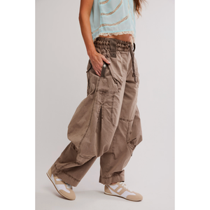 Onset Parachute Pant