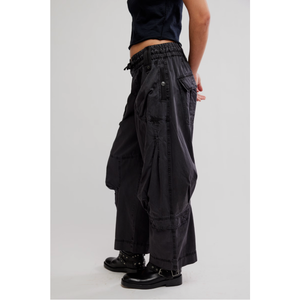 Onset Parachute Pant