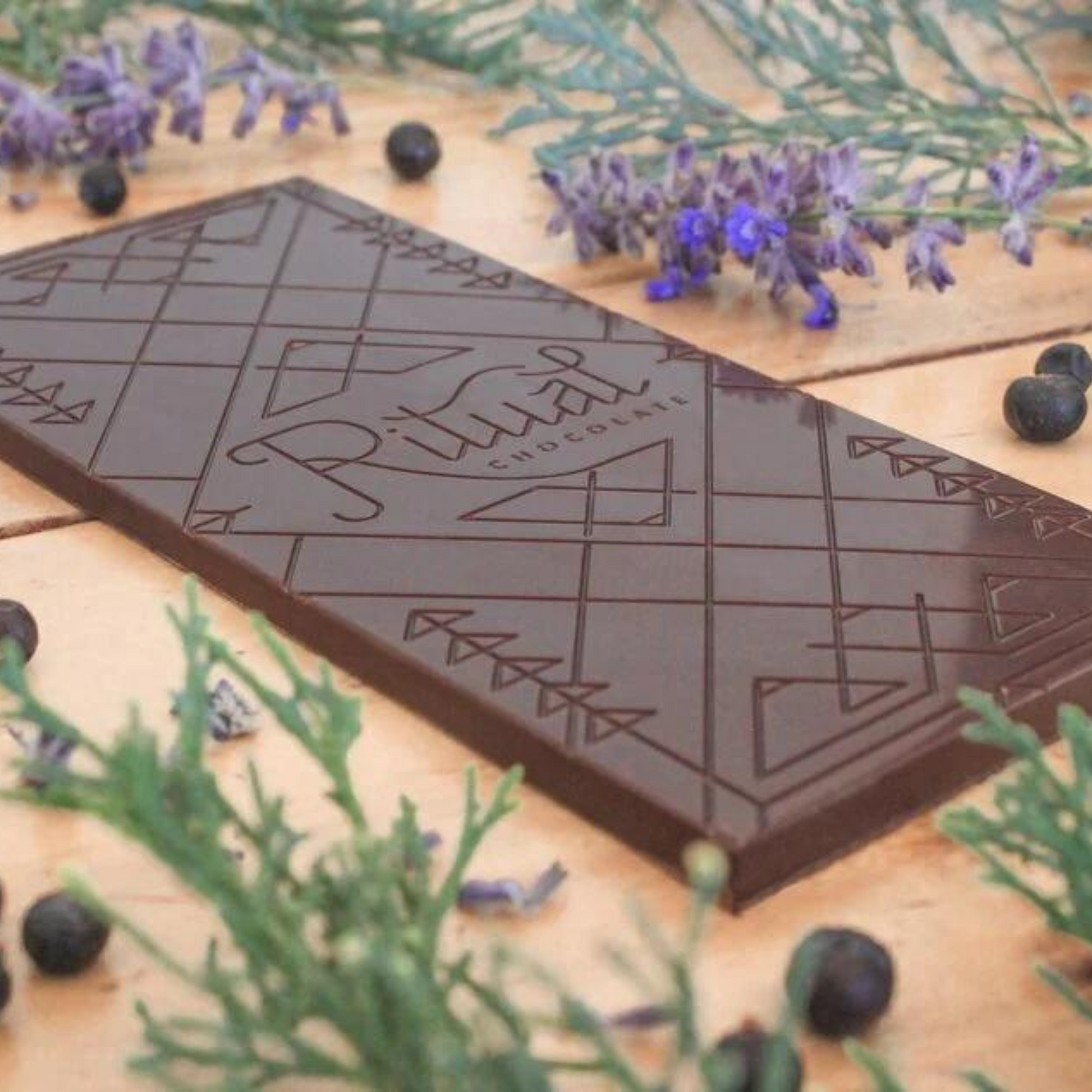 Juniper Lavender Chocolate Bar 70%