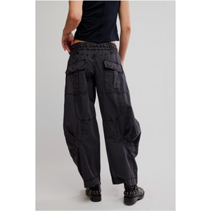 Onset Parachute Pant