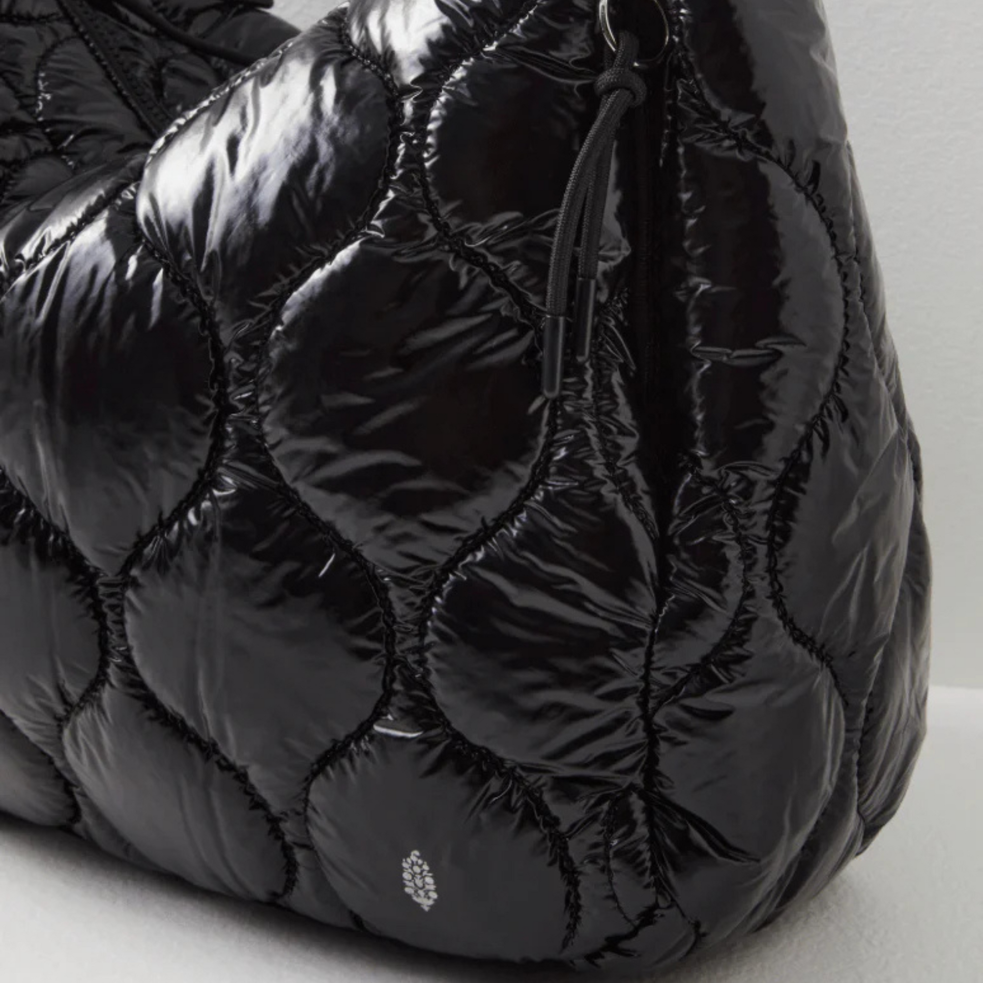 SURPLUS SHINE CARRYALL