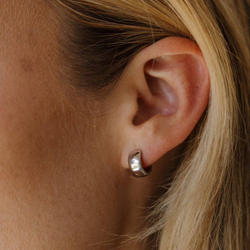 Wide Classic Huggie Hoop Earrings in Silver