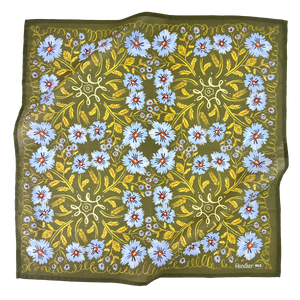 Clara Bandana